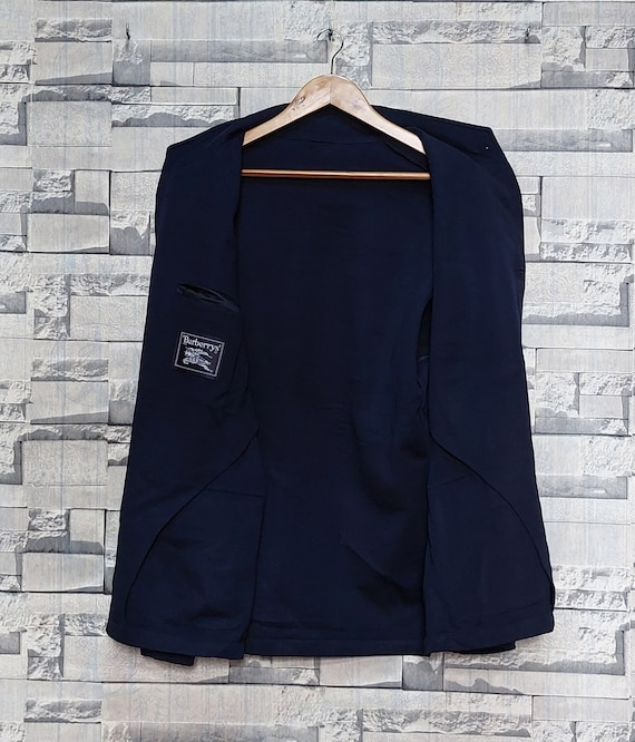 Burberry trench top coat size 56