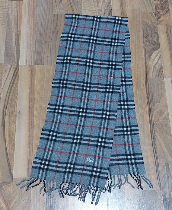Vintage Burberry London wool scarf size: 144 cm L… - image 3