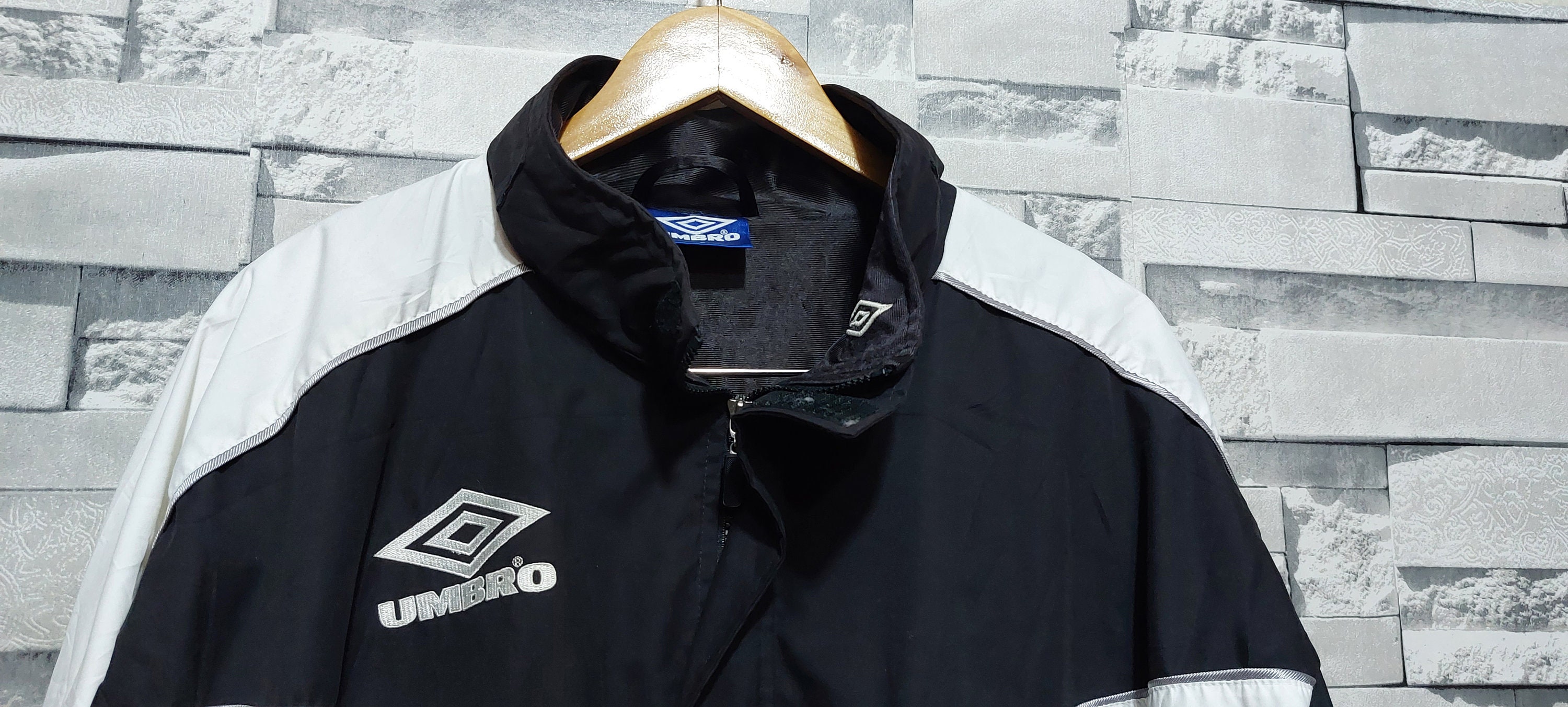Vintage 90s UMBRO Jacket Full Zip Size: XL/ Antique Umbro Vintage 90s UMBRO Jacket Full Zip Size: XL/ Antique Umbro