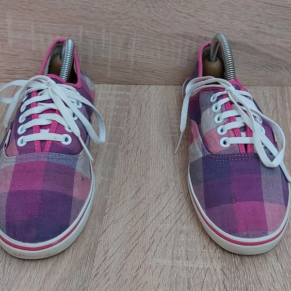 Womens Size 9 Shoe Etsy