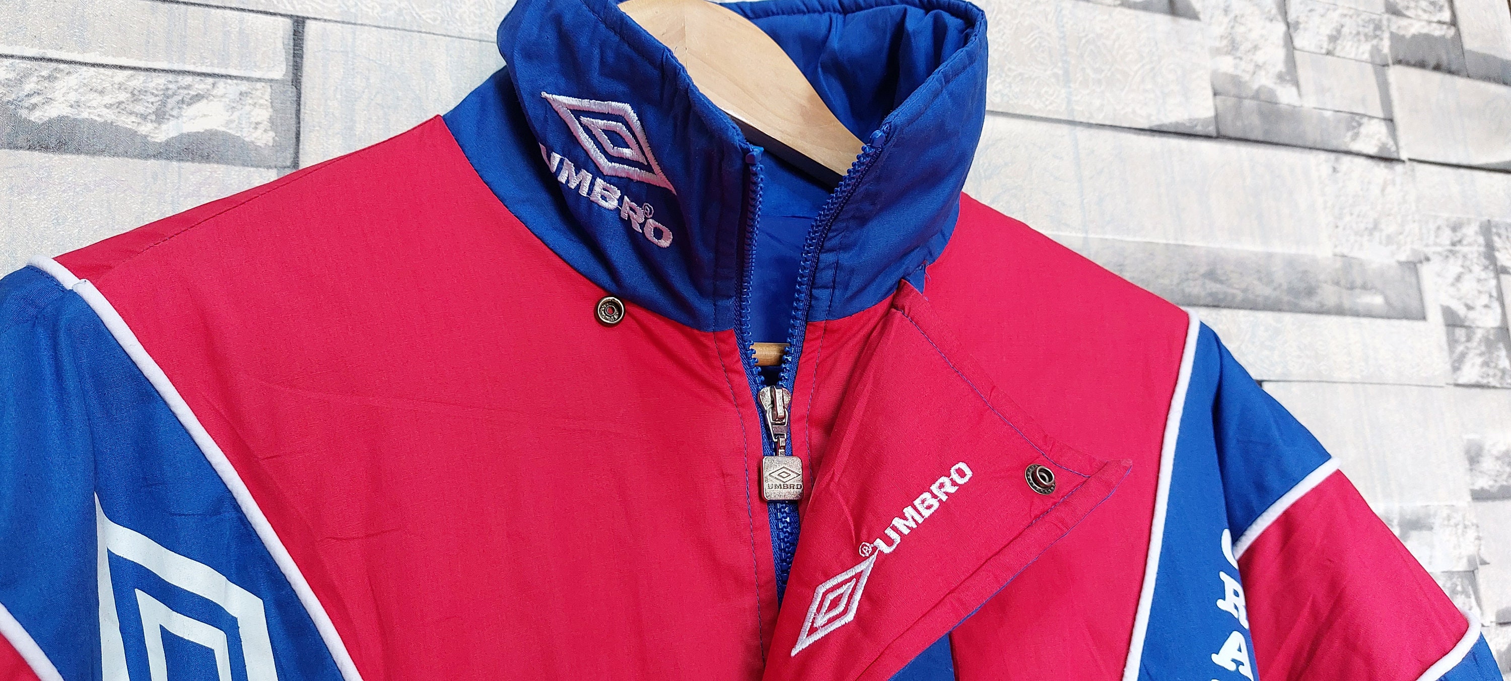 Vintage 90s UMBRO Jacket Full Zip Size L/ Antique UMBRO Sports 