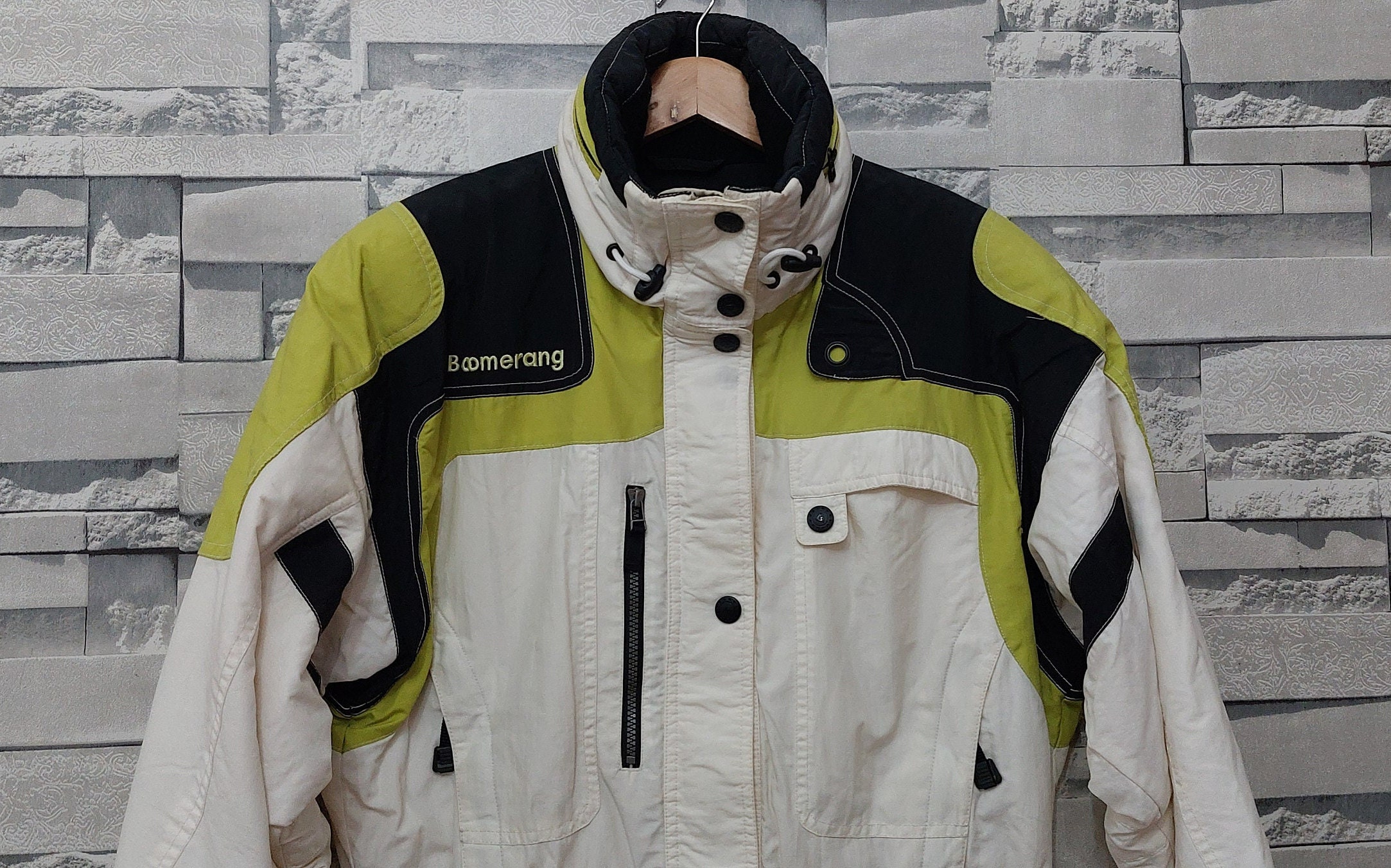 Vintage 90s Boomerang Ski Snowboard Jacket Size L Windbreaker