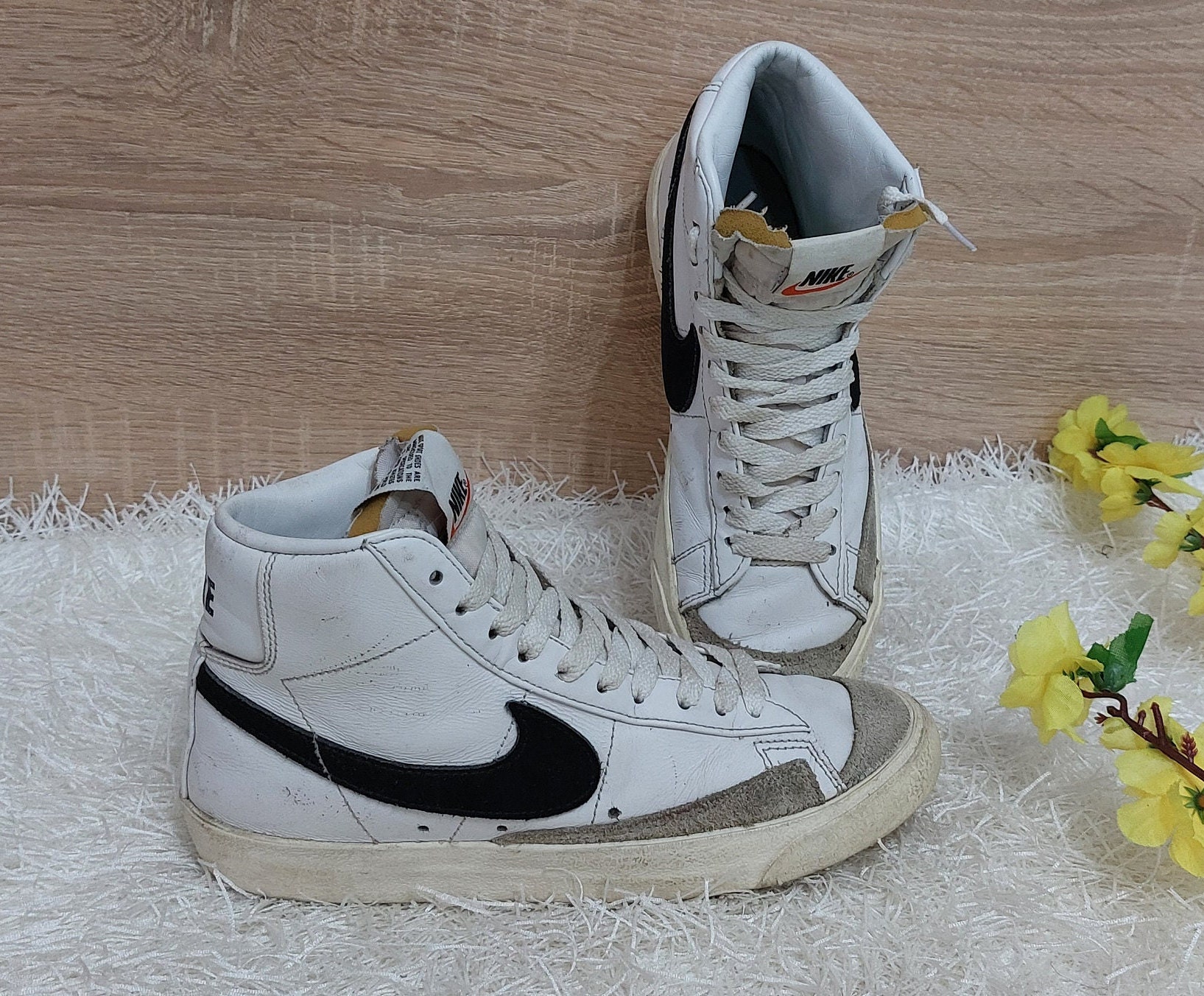 NIKE Special Trainers Sports Sneakers Size: UK 4.5 | US 7 NIKE Special Trainers Sports Sneakers Size: UK 4.5 | US 7