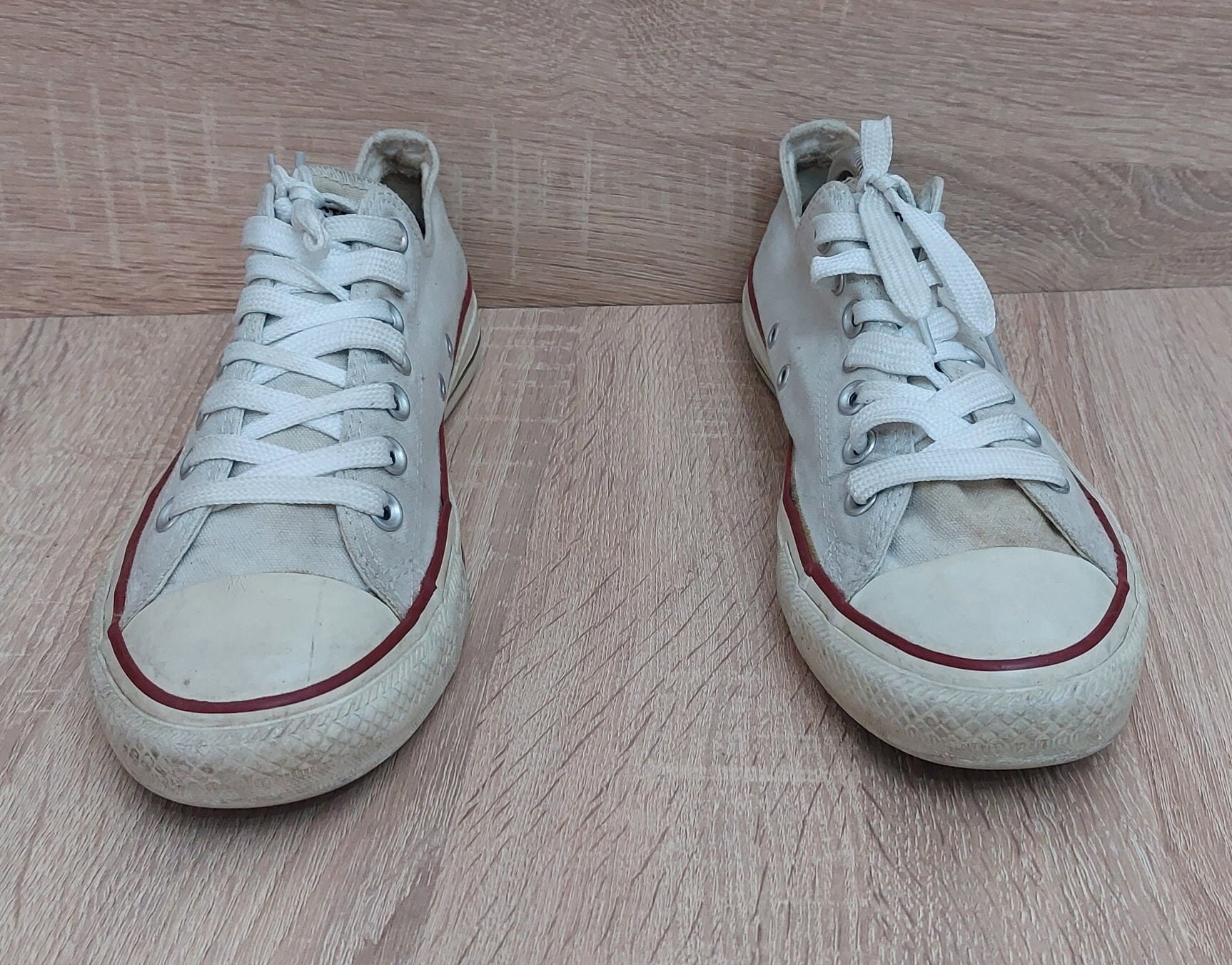 8.5 in converse sales