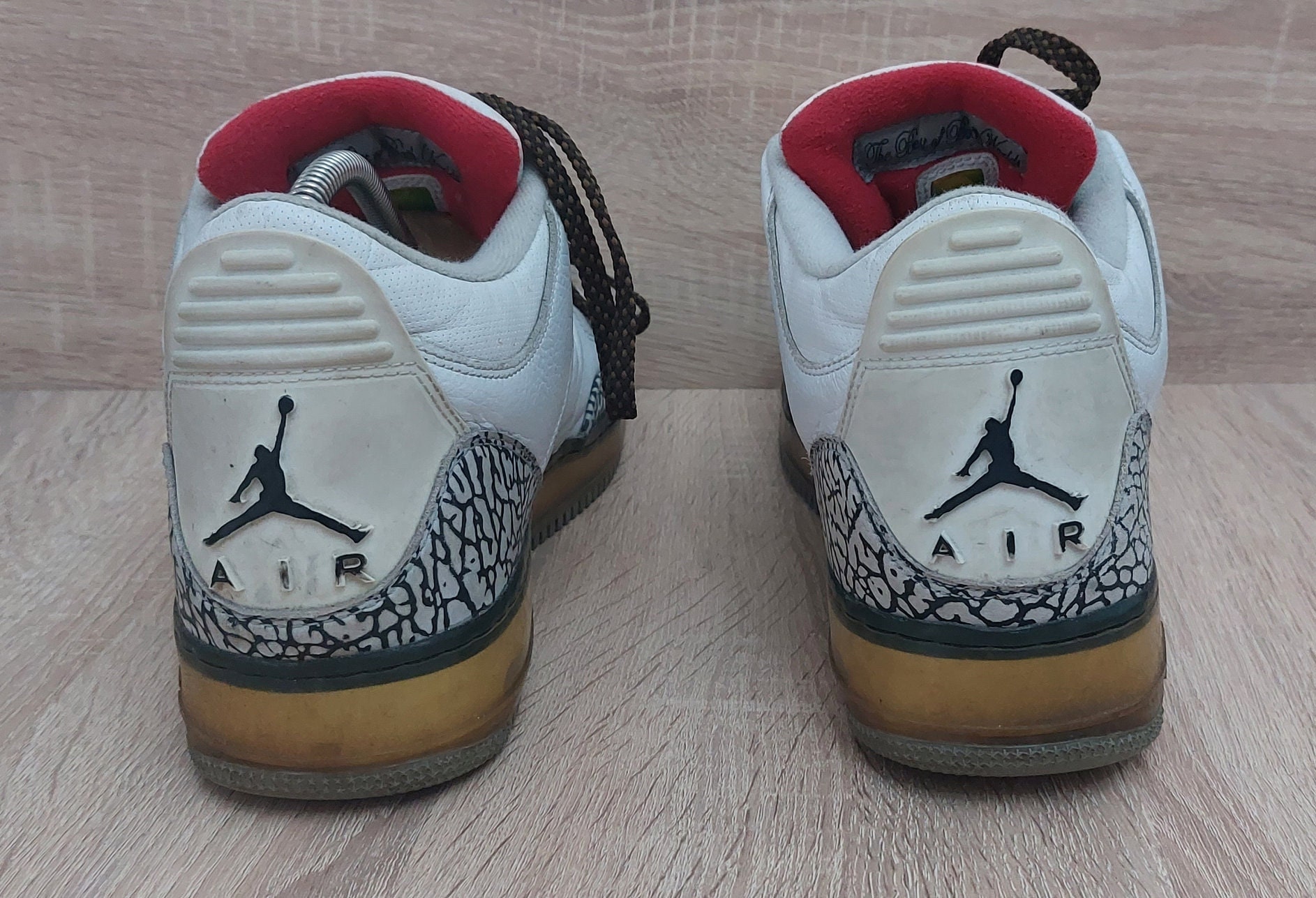 Jordan 12 shop replacement laces