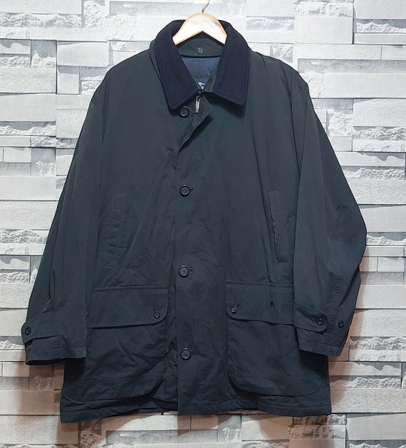 Authentic Burberry Jacket Size: 6/ 1X/ 2X/ Vintage Burberry Authentic Burberry Jacket Size: 6/ 1X/ 2X/ Vintage Burberry