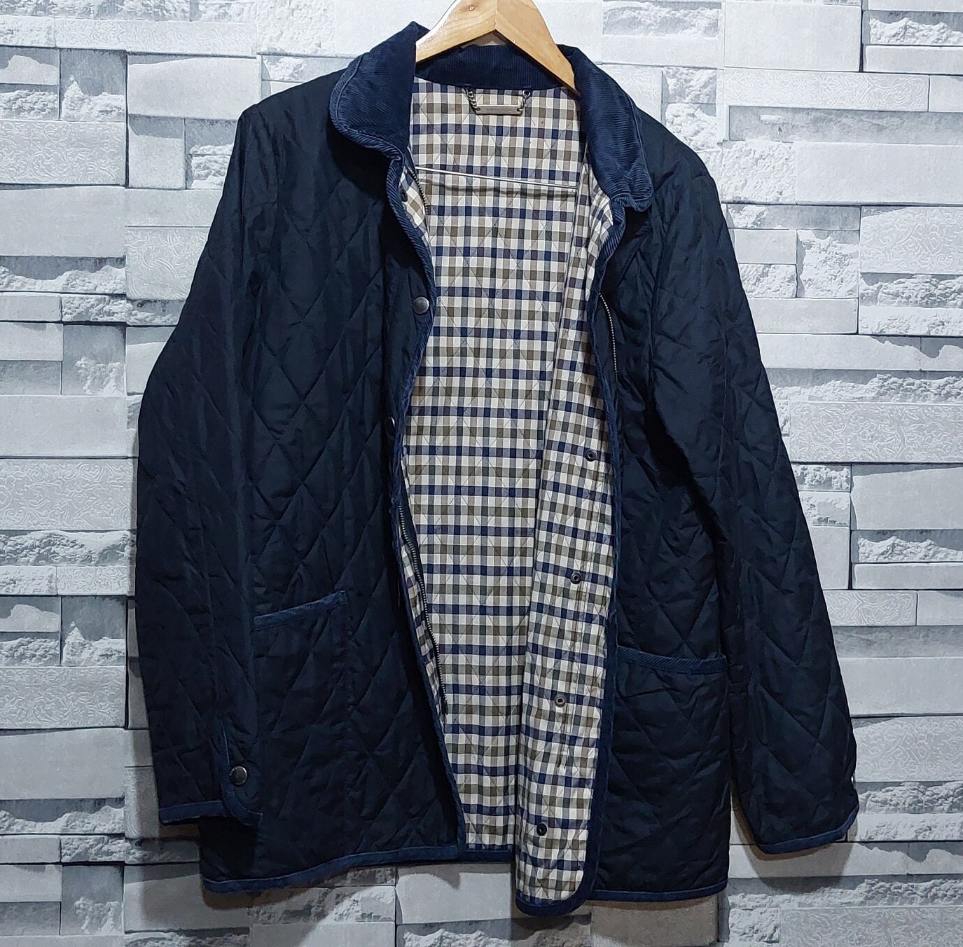 Authentic AQUASCUTUM Jacket Coat Size: 48/ M/ Vintage Authentic AQUASCUTUM Jacket Coat Size: 48/ M/ Vintage