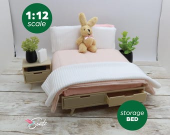 1:12 Scale Storage Bed + Nightstand, Bedroom Furniture, Mini Dresser Drawers, Doll Miniatures, Dollhouse Furniture, Mid Century Modern