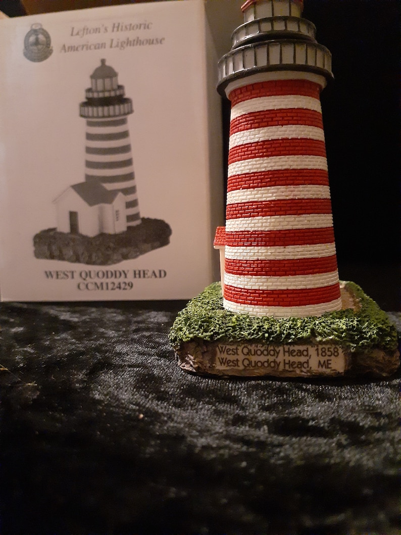 Puzzle Milton Bradley 1000 Pièces - Charles Wysocki, Splendeur Saisonnière, Phare West Quoddy Head