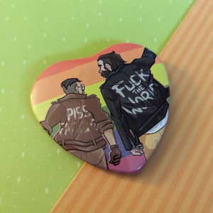 Disco Elysium HarryKim hartvormige knopbadge