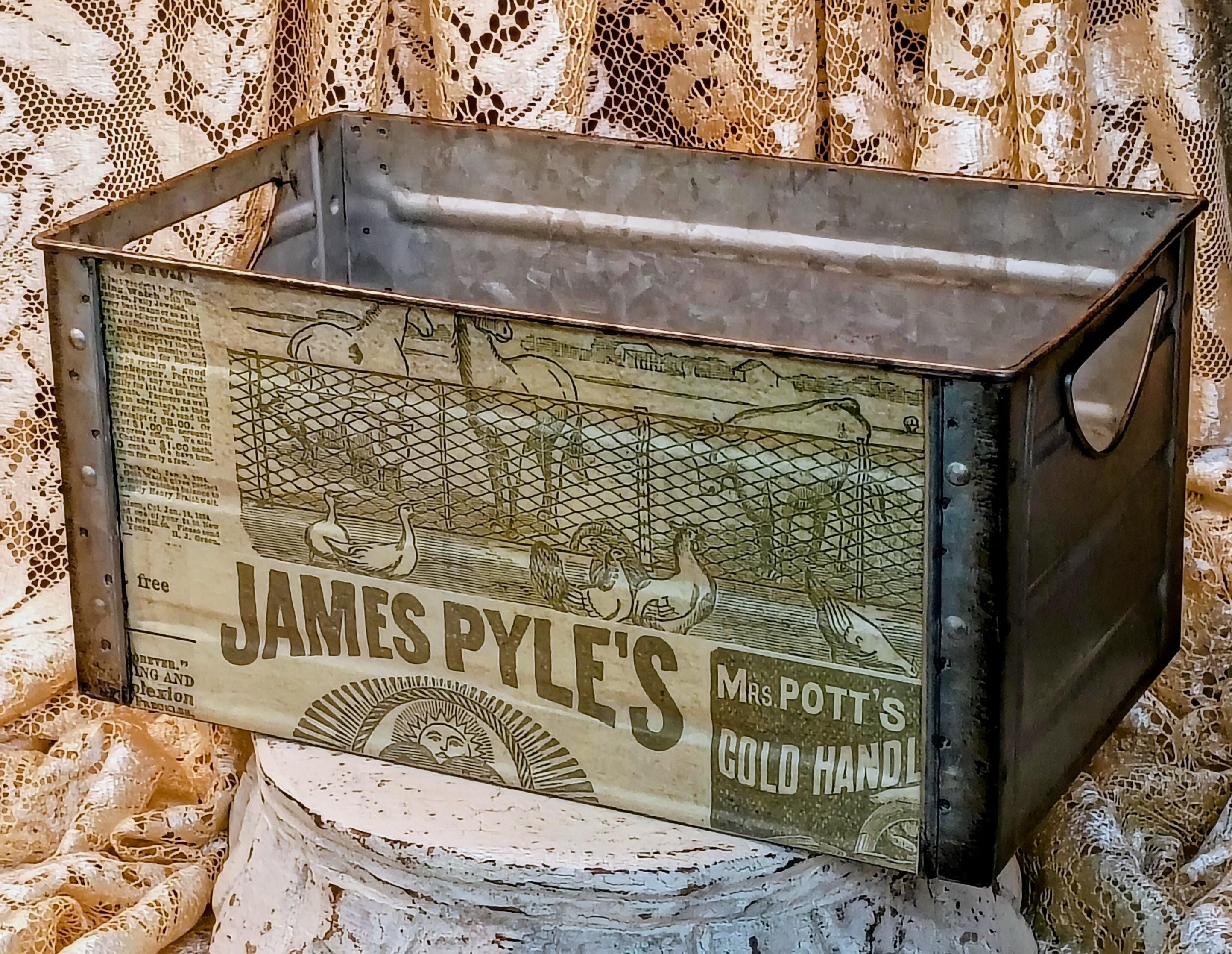 Vintage Metal Crate - Etsy
