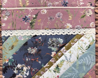 Fern & Thistle Project Bag>Quilted>Flower Zipper Pull>Full Fabric >Cross Stitch>Winter>Fall>Autumn>Vintage> Christmas>Boho Chic