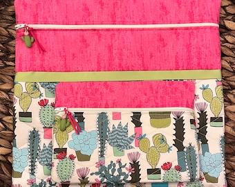 January Desert Project Bag>PLUS FREE GIFT>Quilted>Adorable Cactus Zipper Pull>Succulent>Plant Lover>Cross Stitch >Full Fabric Lined