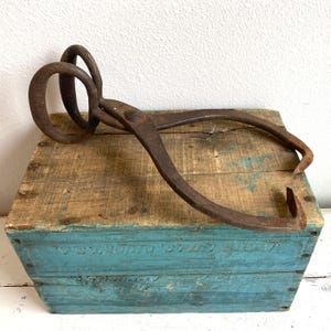 Antique Ice Block Tongs - 14" Heavy Rustic Cast Iron Tool - Used Before Modern Refrigeration - Industrial or Rustic Farmhouse Decor