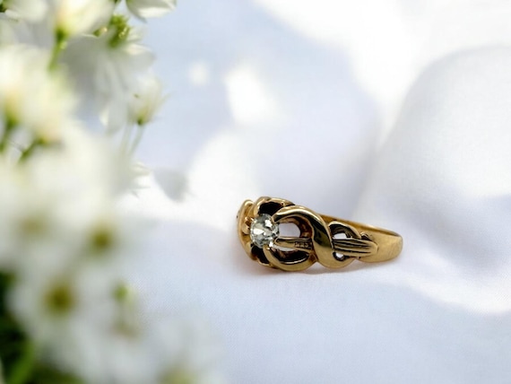 ヴィクトリア朝　ダイヤモンド　アンティークリング ダイヤモンドの指輪 英国ヴィクトリ王朝期 5ストーン 0.6ct