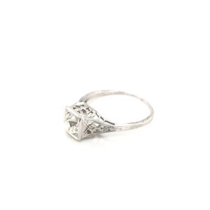 Antique Art Deco 0.85 Carat Diamond Filigree Ring
