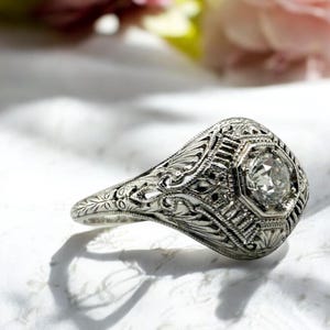 Art Deco Filigraner Diamant im Altschliff 750 Weißgold