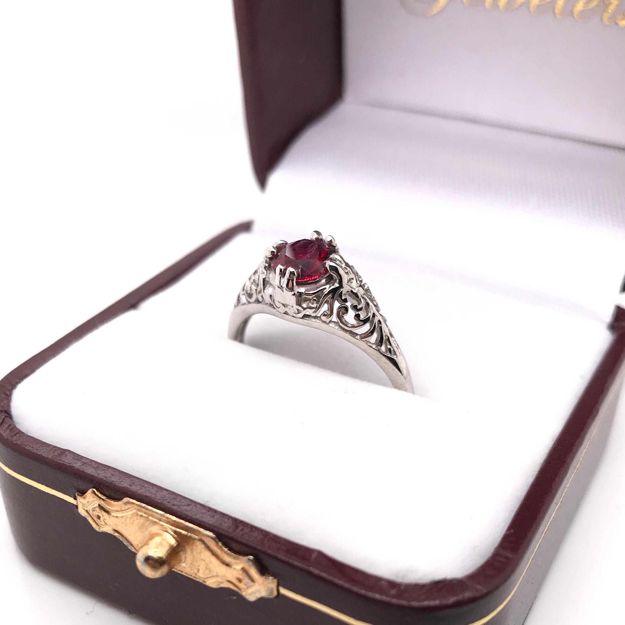 Sontuoso quarzo rubino - argento sterling Vermeil in oro Sontuoso quarzo rubino - argento sterling Vermeil in oro