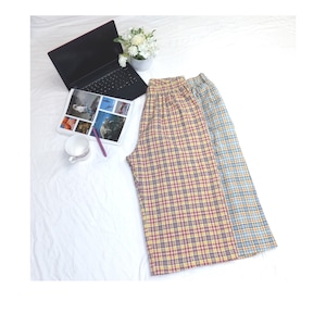 100% Cotton-Seersucker Baggy fit Plaid Unisex CAPRI Pants with Pocket, Pre-Washed, No shrink after wash, Elastic Waist, Comfy Comfortable