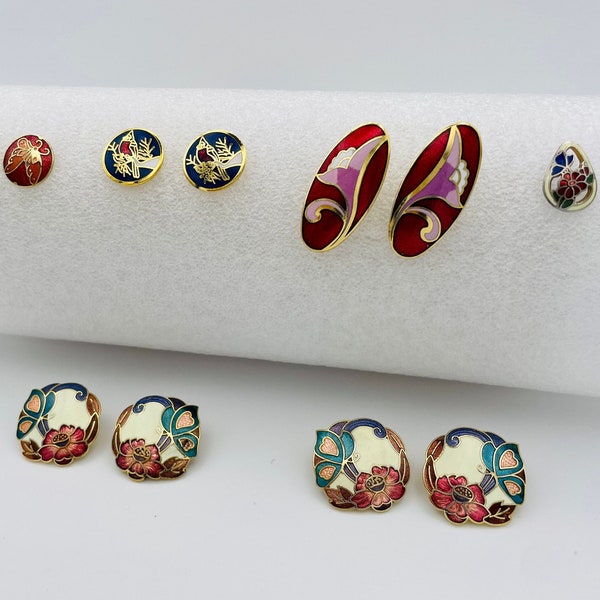 Cloisonne Earrings Vintage Earrings Stud Earrings Floral Butterfly Earrings Asian Style Oval Round Flower Earrings Red earrings Blue Asian