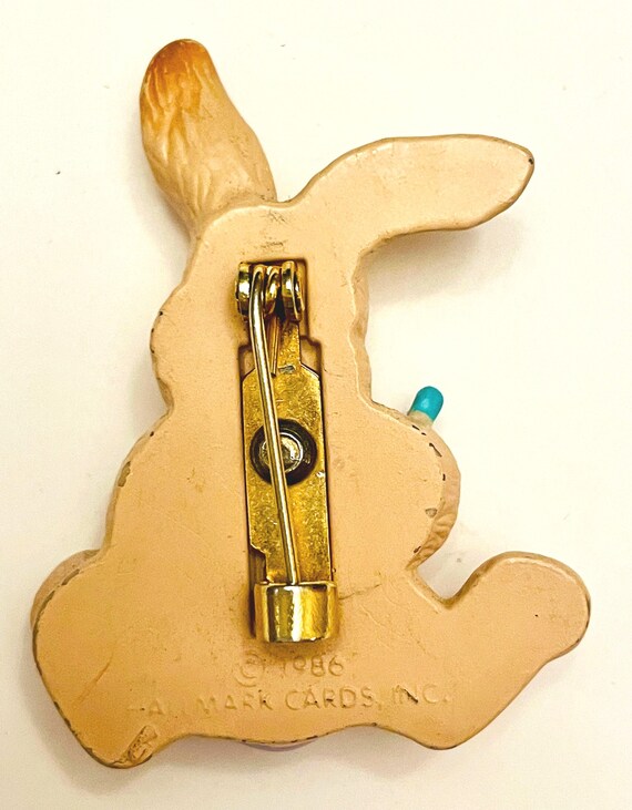 Vintage Hallmark Easter Bunny Pin: 1986 Rabbit Br… - image 4