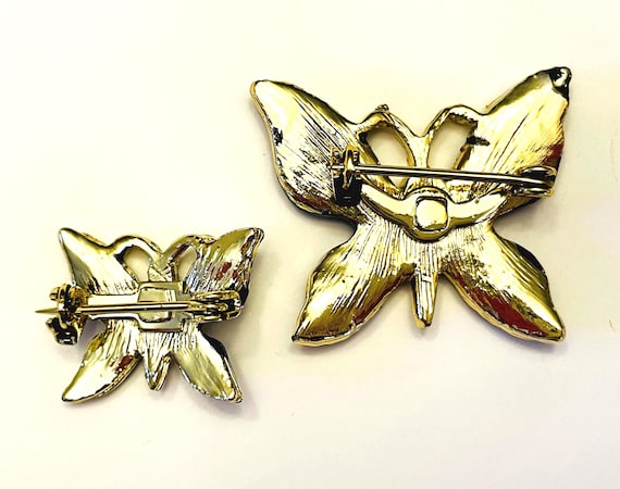 Vintage Butterfly Brooches: 1960s Gold Tone Metal Pins With  display picture 1