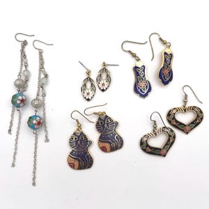 Vintage cloisonné-hangoorbellen: Aziatische bloemenmotieven, kat, hart