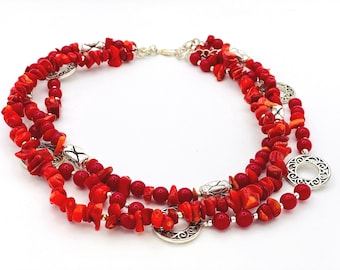 Colar vintage de coral vermelho e contas de vidro, colar de coral genuíno vermelho.