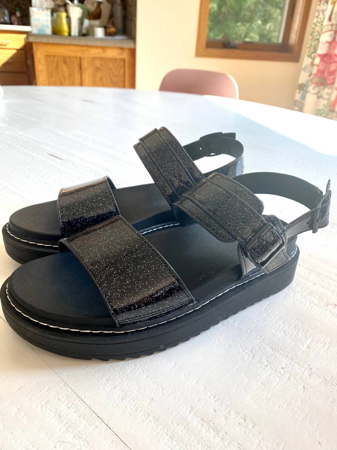 Wonder nation sale white sandals