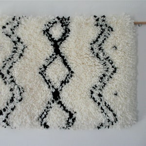 SIYA wall weaving