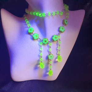 Czech Uranium glass necklace vaseline glass beads jewelry #24079B