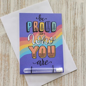 Be Proud of Who You Are Postkarte, 420 Karte mit Gelenkhalter, Pride, LGBTQ Card, Stoner, lustiges Cannabis Zubehör, just weil Karte,