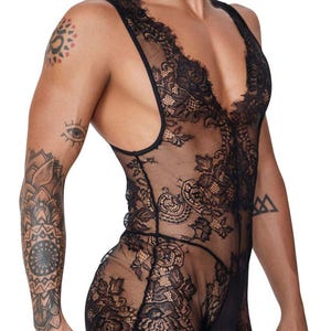 homme en lingerie sexy Why This Transparent Bras and Thong Set Is the Real Secret Behind That “Sexy  Woman Video” Look main image 1