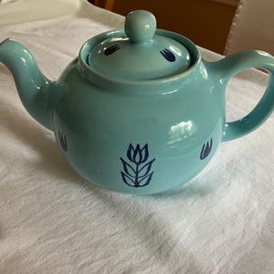 Vintage Cronin Blue Tulip Teapot