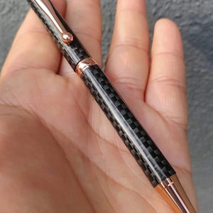 Carbon fiber Twist pen/Edc/Edc gear/Edc pen/Edc gift/Everyday carry/Tactical pen/Tactical gear/Tactical gift
