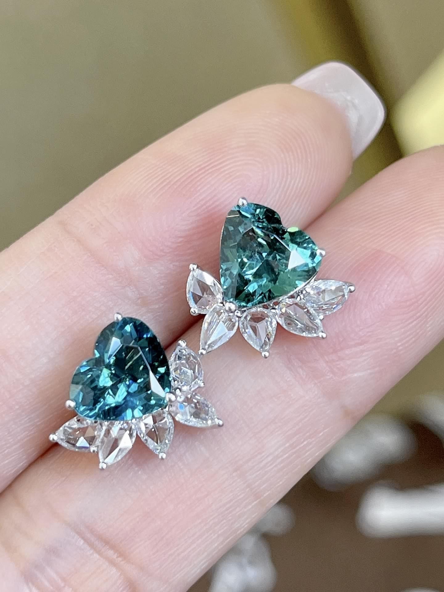 Lagoon Tourmaline Stud Earring 18K Diamond Vintage Earring 18K Etsy