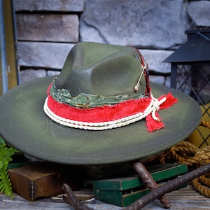Fedora mit breiter Krempe mit dem Titel &quot;Revelation Maroon&quot;.     Cowgirl, Cowboy, Vintage Stil, Boho Cowboy Look,