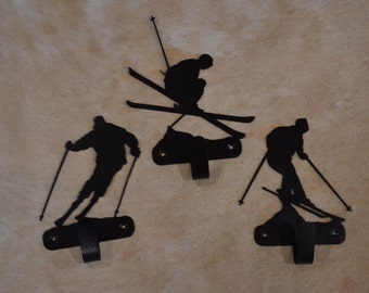 Set of 3 Skiers Wall Hook Ski Wall Art Metal Skiers Hook Back Pack Hook Coat Rack Mountain Towel Hook Ski Gift Nursery Laundry Hook