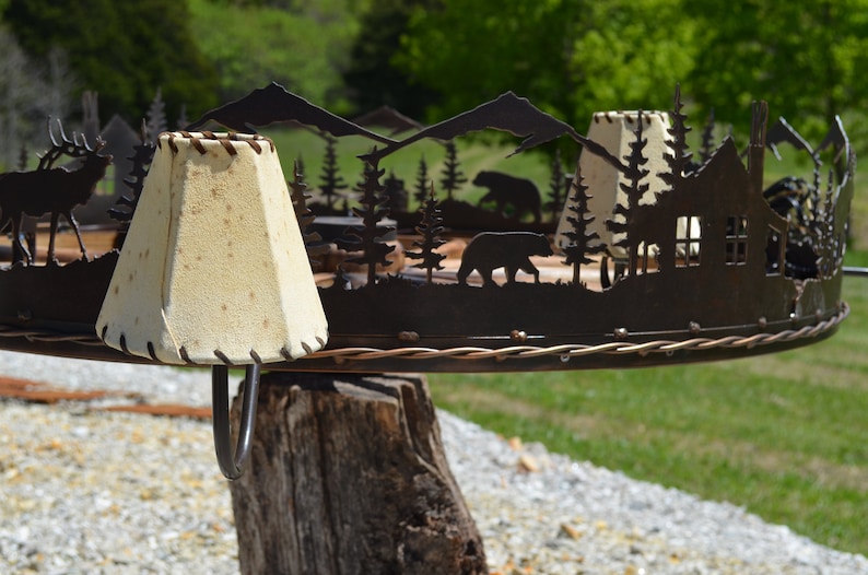 TheRusticPatina Wagon Wheel Chandelier - Thumbnail 5
