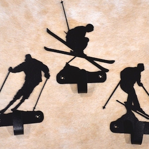 Skiers Wall Hook Set: Metal Ski Wall Art, Coat Hook Entry Organizer Ski Lodge Gift