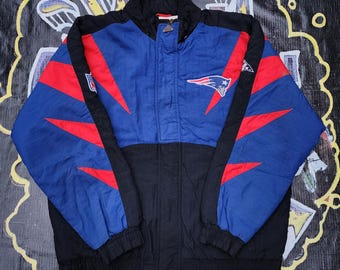 Vintage 1990s New England Patriots Apex One Wave Puffer Jacket L