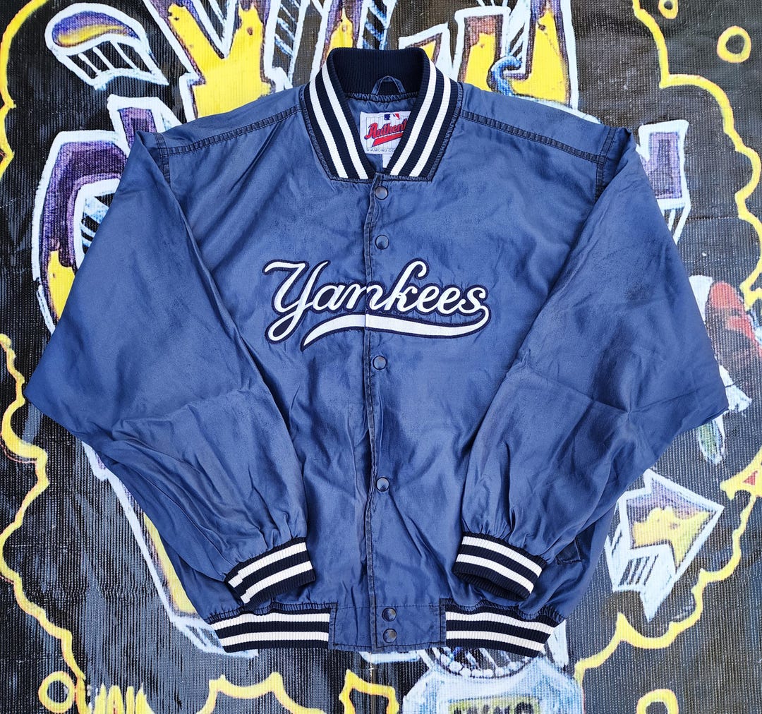 Vintage 90s New York Yankees Majestic Diamond Collection Light