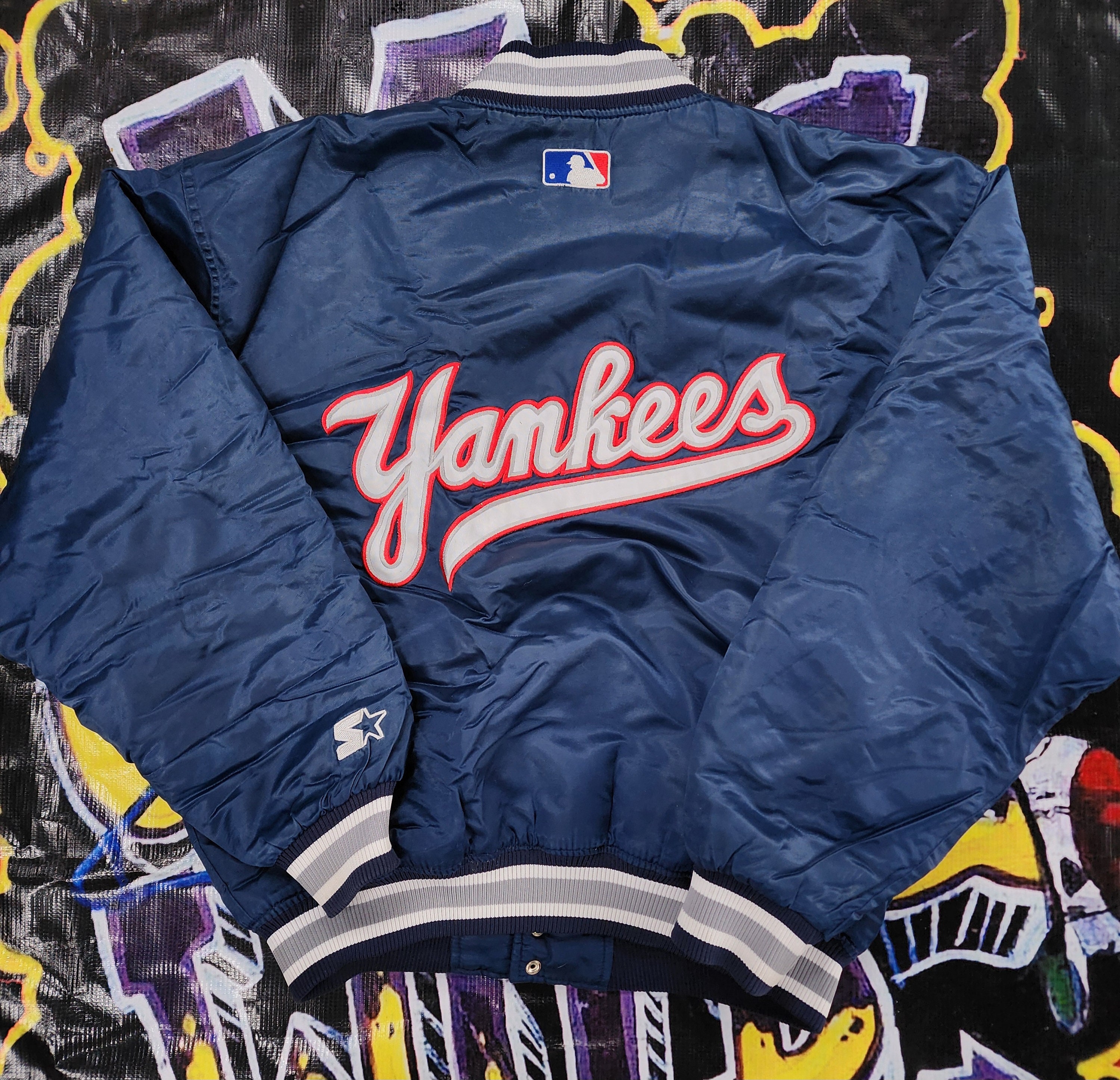 Vintage 1990s New York Yankees Starter Satin Diamond Vintage 1990s New York Yankees Starter Satin Diamond