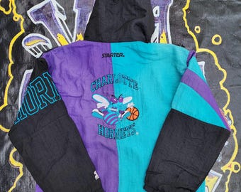 Vintage 1990s Charlotte Hornets NBA Apex One Logo Athletic Puffer