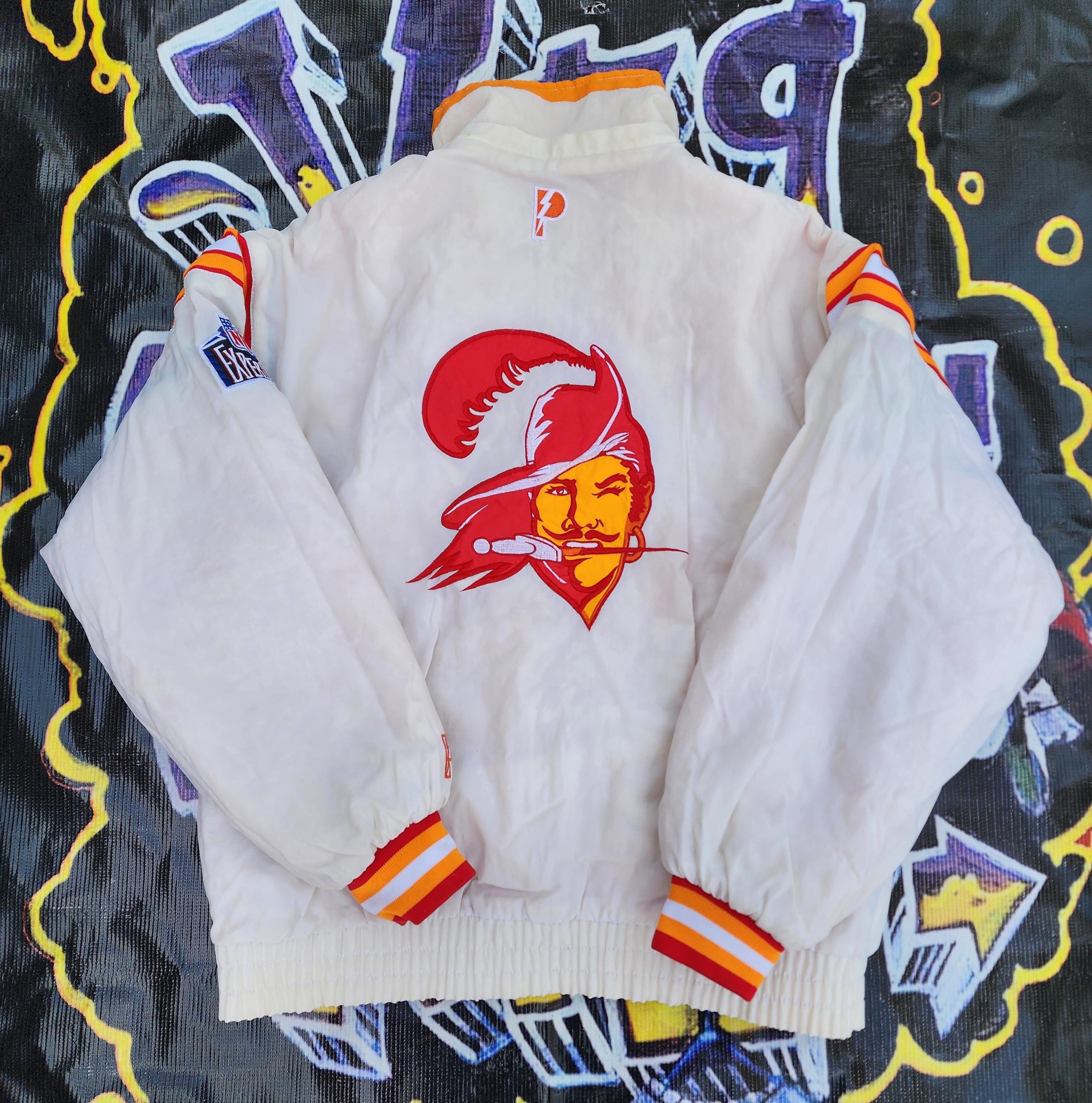 90s PRO PLAYER USA製 BUCCANEERS Tシャツ フェード 90s PRO PLAYER USA製 BUCCANEERS Tシャツ フェード