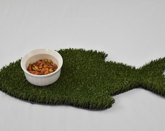 Fishy Cat Food Mat
