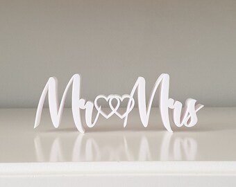 3D printed lettering "Mr and Mrs", white, freestanding, wedding decoration or gift for the bride and groom, wedding money gift