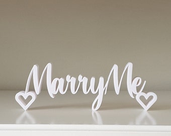 3D Schriftzug "Marry Me", weiß, frei stehend, Geschenk zum Heiratsantrag / zur Verlobung, Deko für die Hochzeit