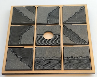 Juego de mesa inclusivo adaptado para personas ciegas – tablero