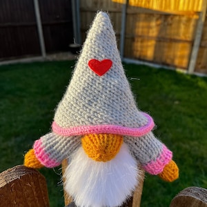Love Gnome Pattern Addi 22/46 & Sentro 22/48 Circular Knitting Machine